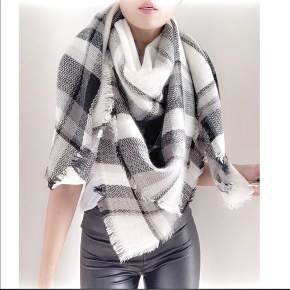 OVERSIZED TARTAN PLAID BLANKET WRAP SCARF - Picture 2 of 4